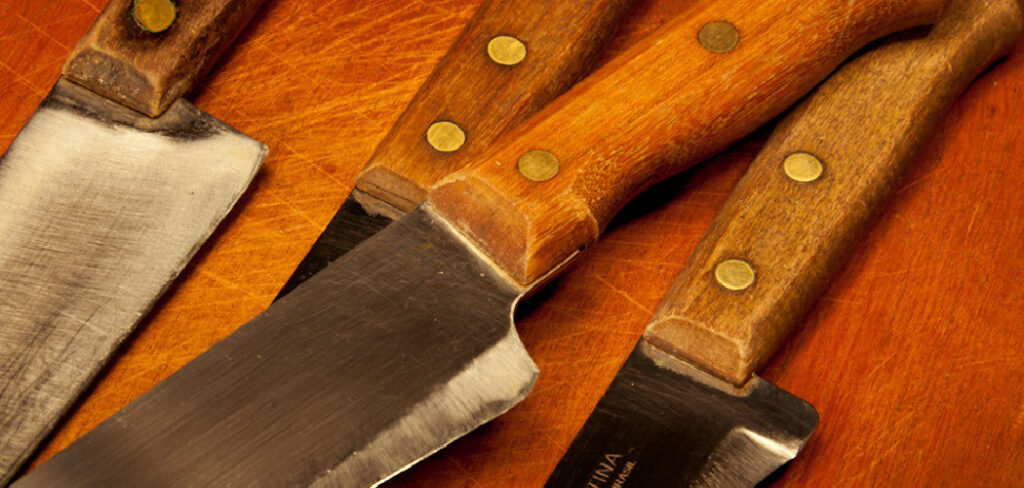 How to Get Rust Off a Kitchen Knife