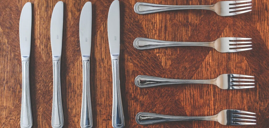 How to Pack Kitchen Knives for Moving