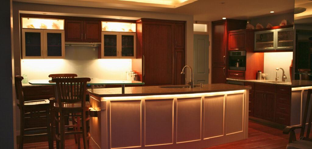 How to Update Fluorescent Kitchen Lighting