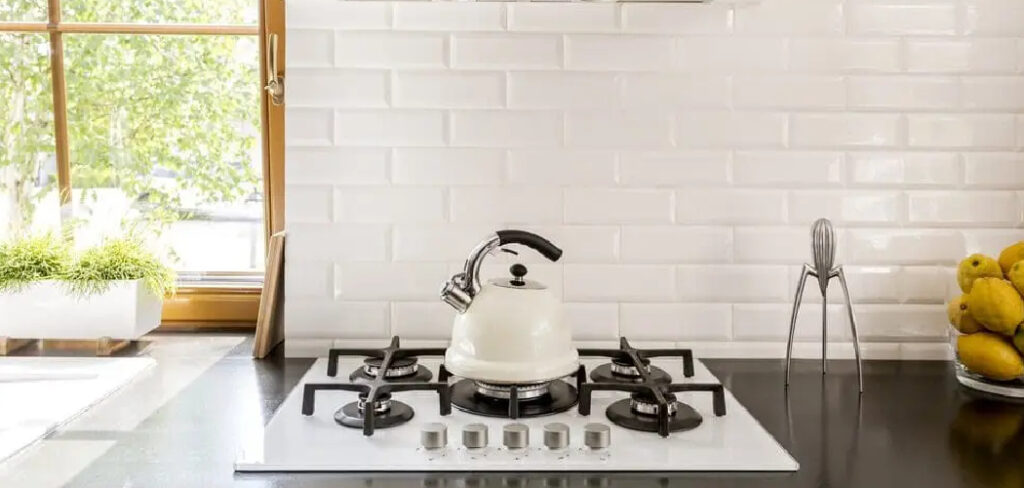 How to Remove Kitchen Backsplash